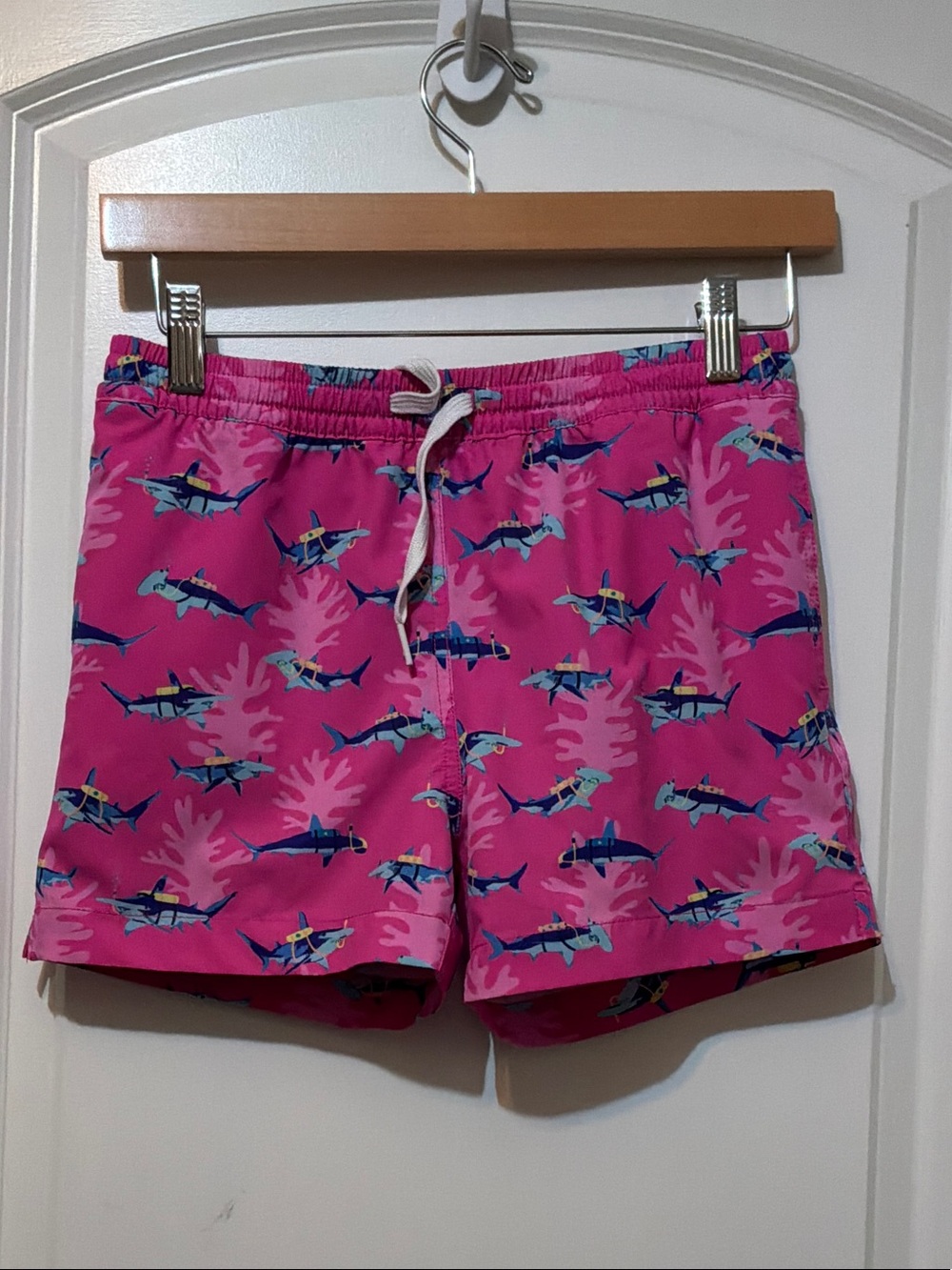 Boys Chubbies Pink Shark Print Swim Shorts size M 10/12